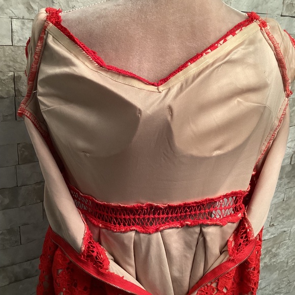 Francesca’s Beverly Off The Shoulder Lace Dress (NWT) - Picture 13 of 14